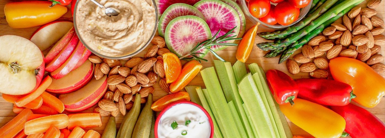 Французская закуска crudité: полезный снек, которого хватит на всех 